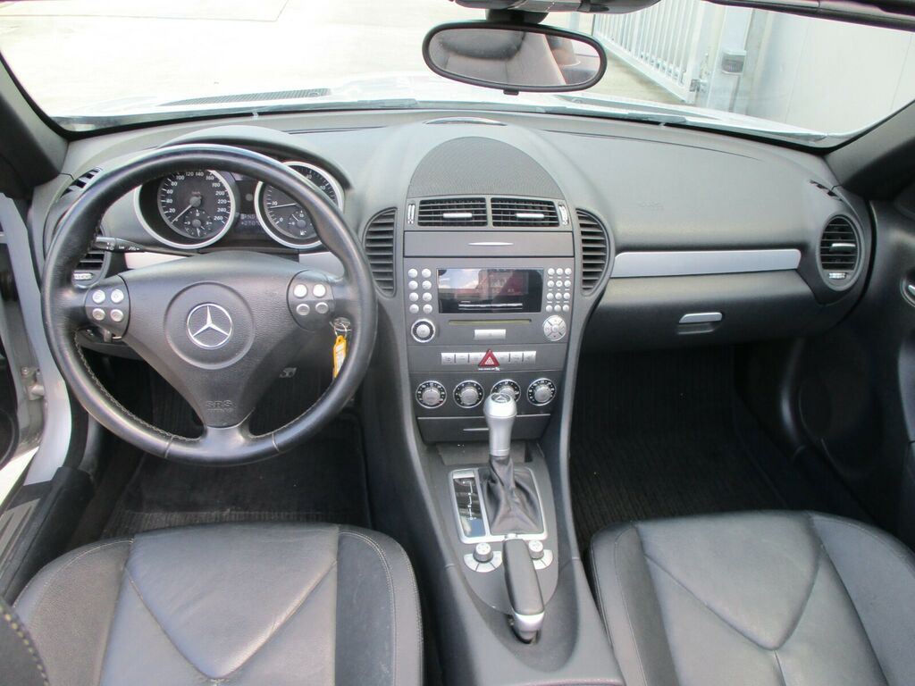 Left hand drive car MERCEDES SLK CLASS (01/04/2006) - 